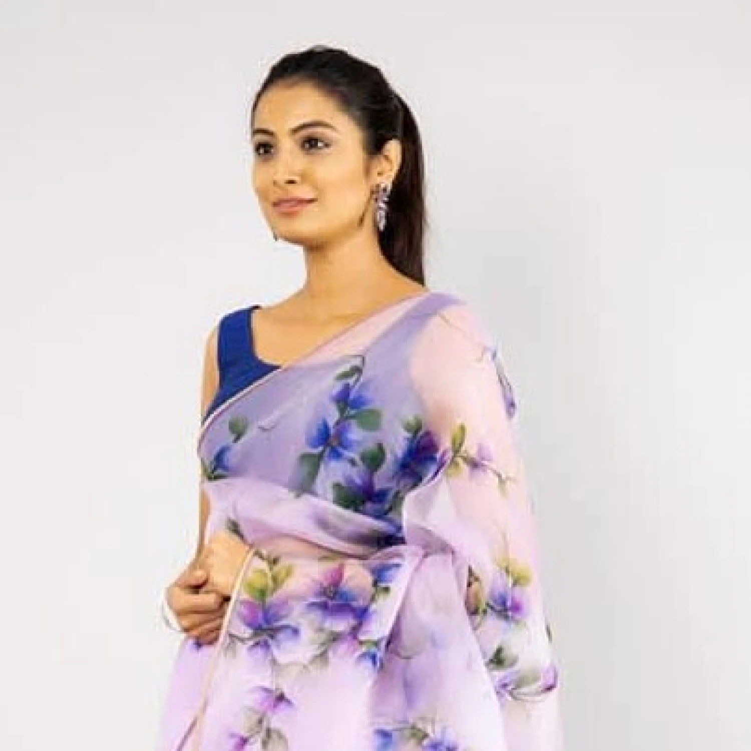 হ্যান্ড প্রিন্ট শাড়ি